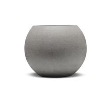 Load image into Gallery viewer, Tulpan Round Planters
