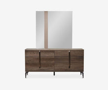 Load image into Gallery viewer, Akana Mirror
